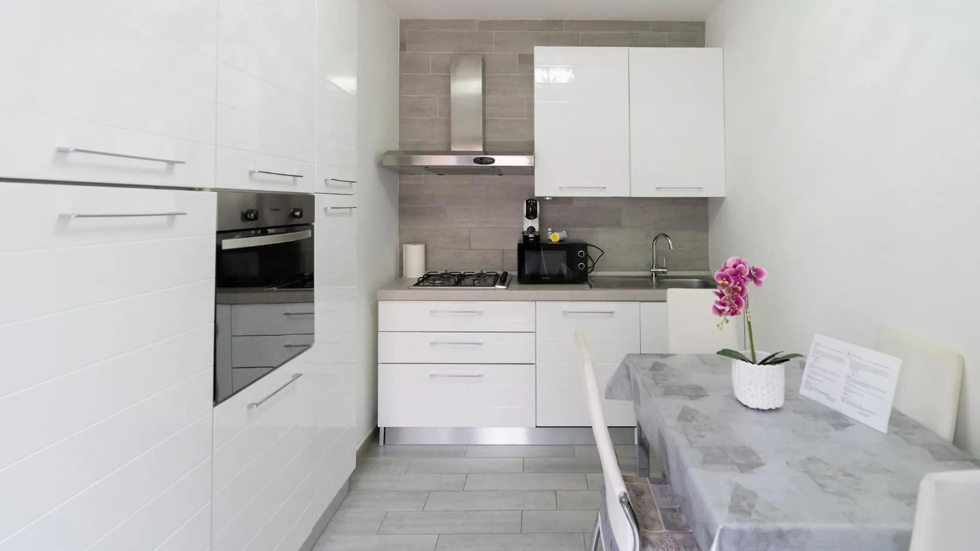 Francesco&Chiara - Sweet Apartment 키오자